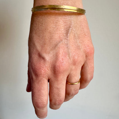 Ulno Line Bangle - 18ct Gold