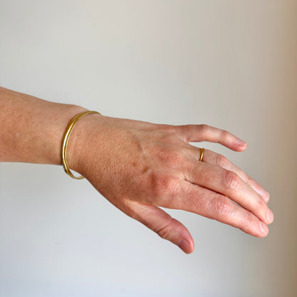 Ulno Line Bangle - 18ct Gold