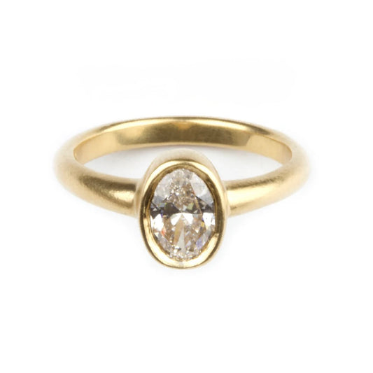 Diamond Ring - Oval Brilliant Cut 18ct Yellow Gold