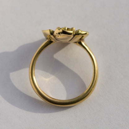 Buttercup Ring- Sapphire 18ct Gold