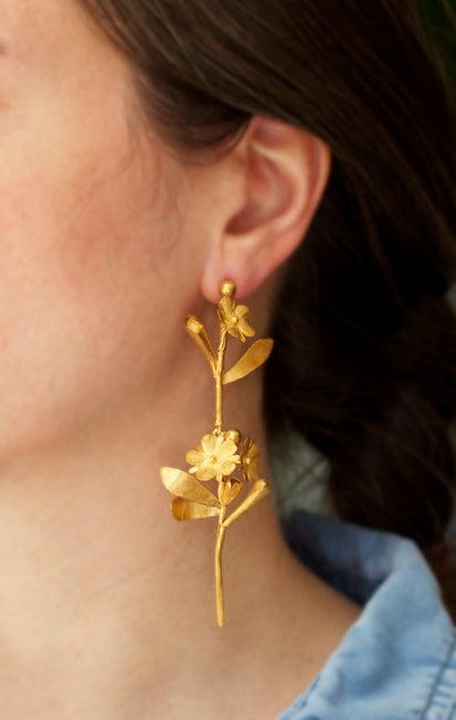 SOLD OUT Grande Sprig Earrings - Golden