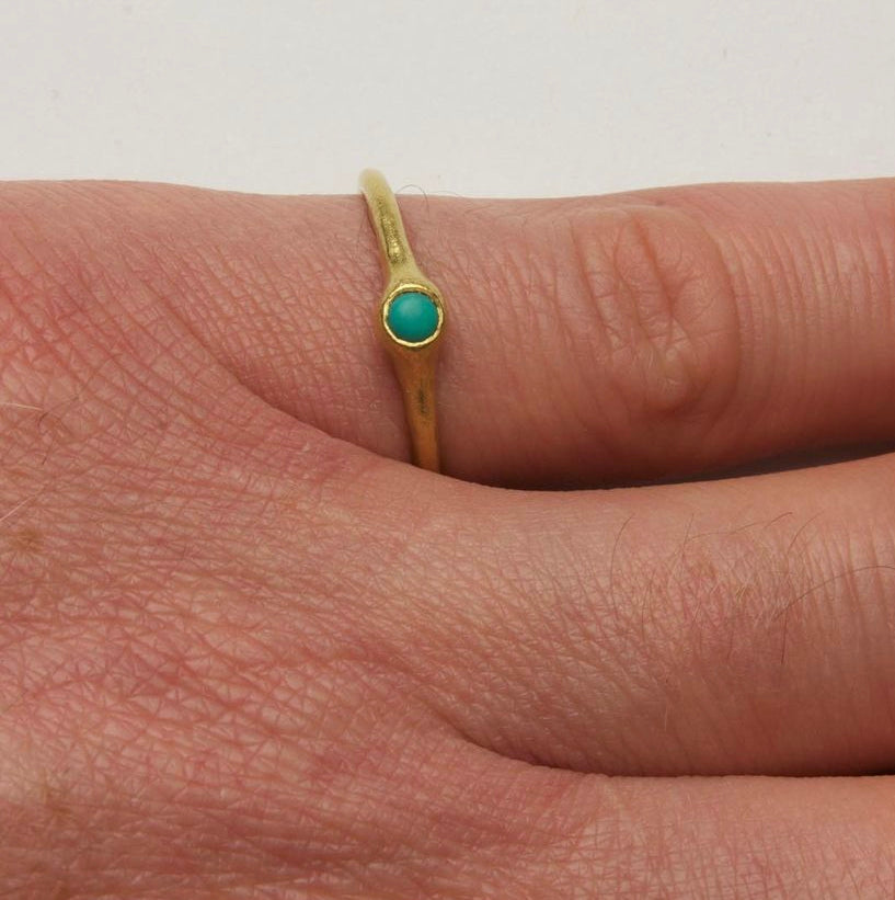 Moyen Ring- 22ct Yellow Gold